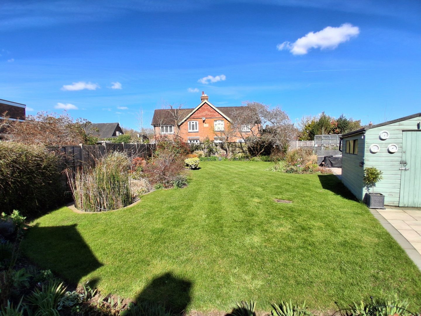 full_lawn_restarter_renovation_company_bearsted_maidstoen_kent_me14_after