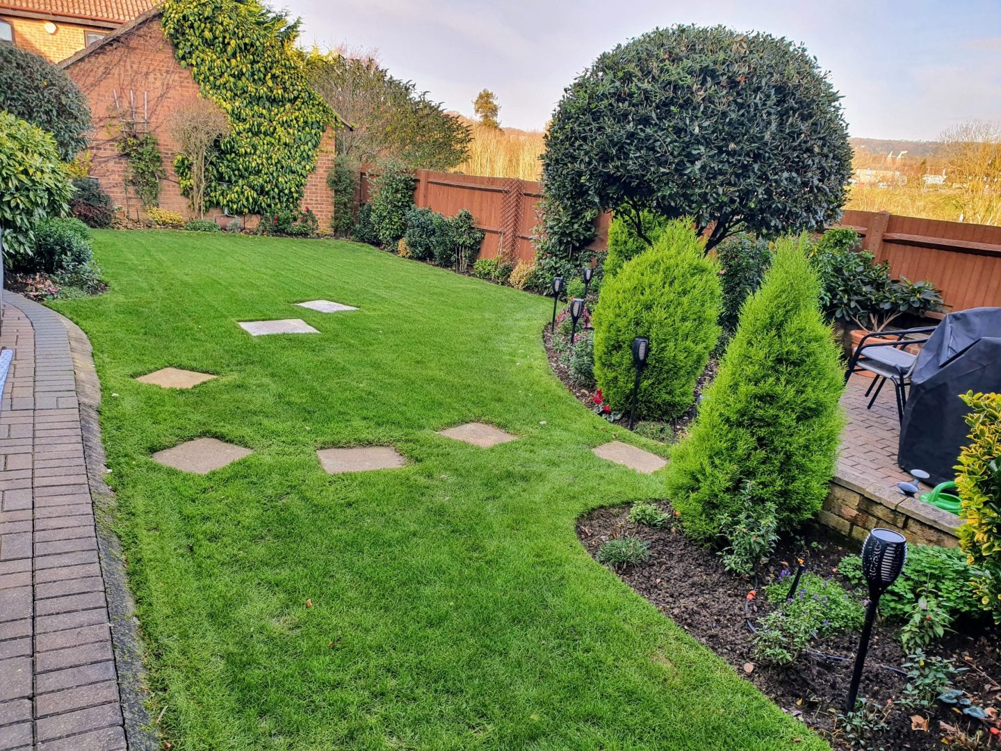 lawn-renovation-grove-green-weavering-after