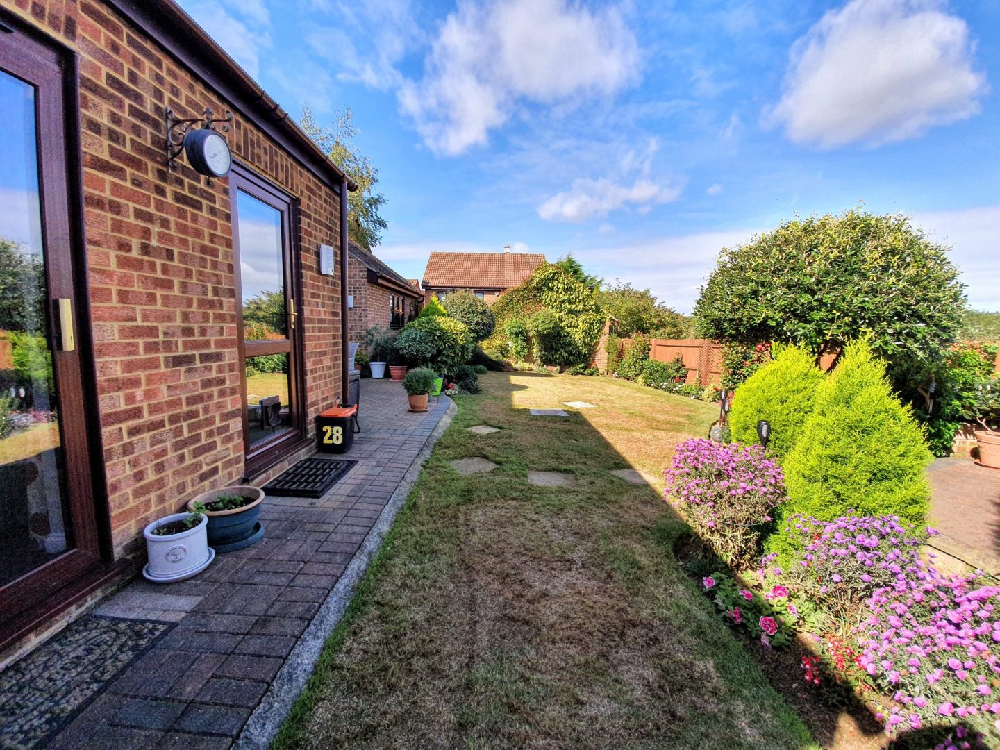 lawn-renovation-grove-green-weavering-maidstone-before